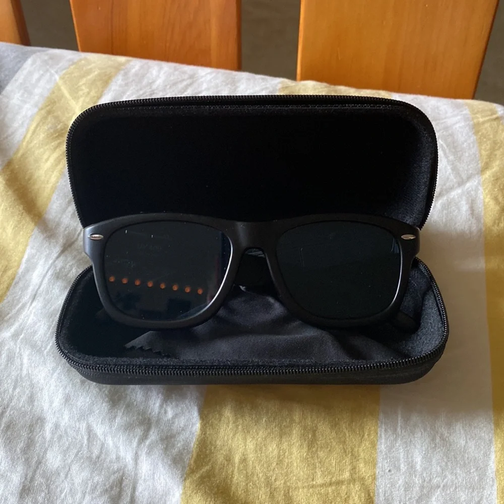8-Shade Sunglasses